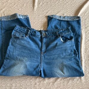 Wide legged medium wash Blue Jeans